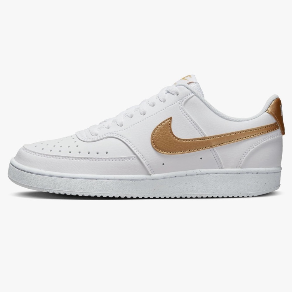 Nike White and Gold Low-Top Sneakers Like New!
